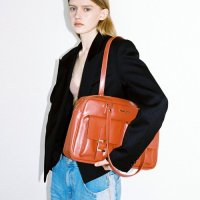 필인더블랭크 Trapezoid PK Shoulder Bag brick P00000UG