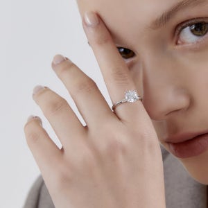 Reine [1.5ct - Hidden Halo]