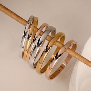 써지컬스틸 ﻿허그라운딩 뱅글팔찌