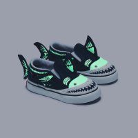 반스 토들러 Slip-On 슬립온 V 샤크 VN0A7Q4ZBER1 127568