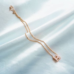 에르메스 W 미니 팝아슈 펜던트 로즈 골드 하드웨어 로즈 드라제 H147992FO85