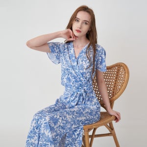 V&A 랩 원피스-화이트블루, 새와 과일의 이국적 패턴, 보니데