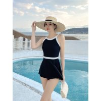 야외 여성 40대 리조트 호텔수영장수영복 예쁜수영복