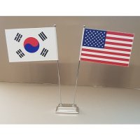 탁상용국기 양면 빳빳한 스텐딩 외국기 23 x 16cm 2장 1세트 테이블 국기 탁상기 세미나 협상 전시회 만국기 등 원하는 국가 깃대 받침대 포함  한국+영국  2개