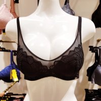 WONDERBRA 원더브라오프라인전용원더핏 하이커버리지 블랙레이스 브라 BK WBWBR0K15