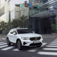 볼보 XC40 렌트 B4AWD PlusBright 5인승 36개월 23년식 가솔린