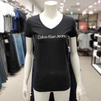 Calvin Klein Jeans 여성 로고 브이넥 반팔티셔츠- J217197