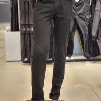 Calvin Klein Jeans 남성 바디핏 데님 팬츠 J323088