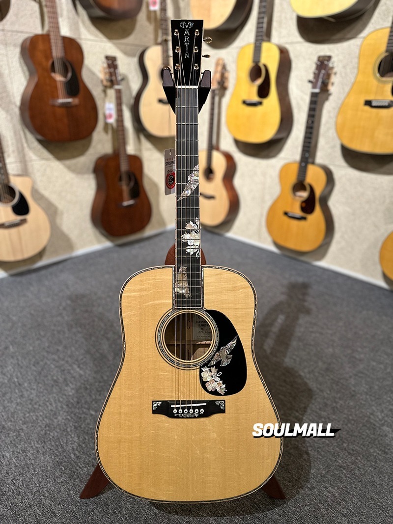 Martin 마틴기타 D-42 Purple Martin Flamed mytle 리미티드 에디션 d42