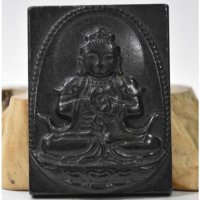 홍산 문화 고풍의 검은 철 운석 Guanyin bodhisattva 동상