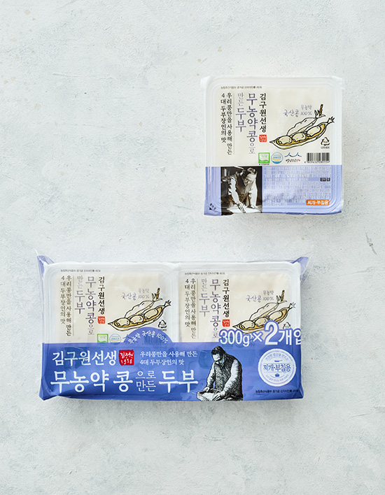 김구원선생 서리태콩으로 만든 두부 제품 이미지