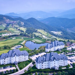 소노빌리지 비발디파크(골프장내) [룸온리/취사] 골드디럭스 3룸 파크뷰