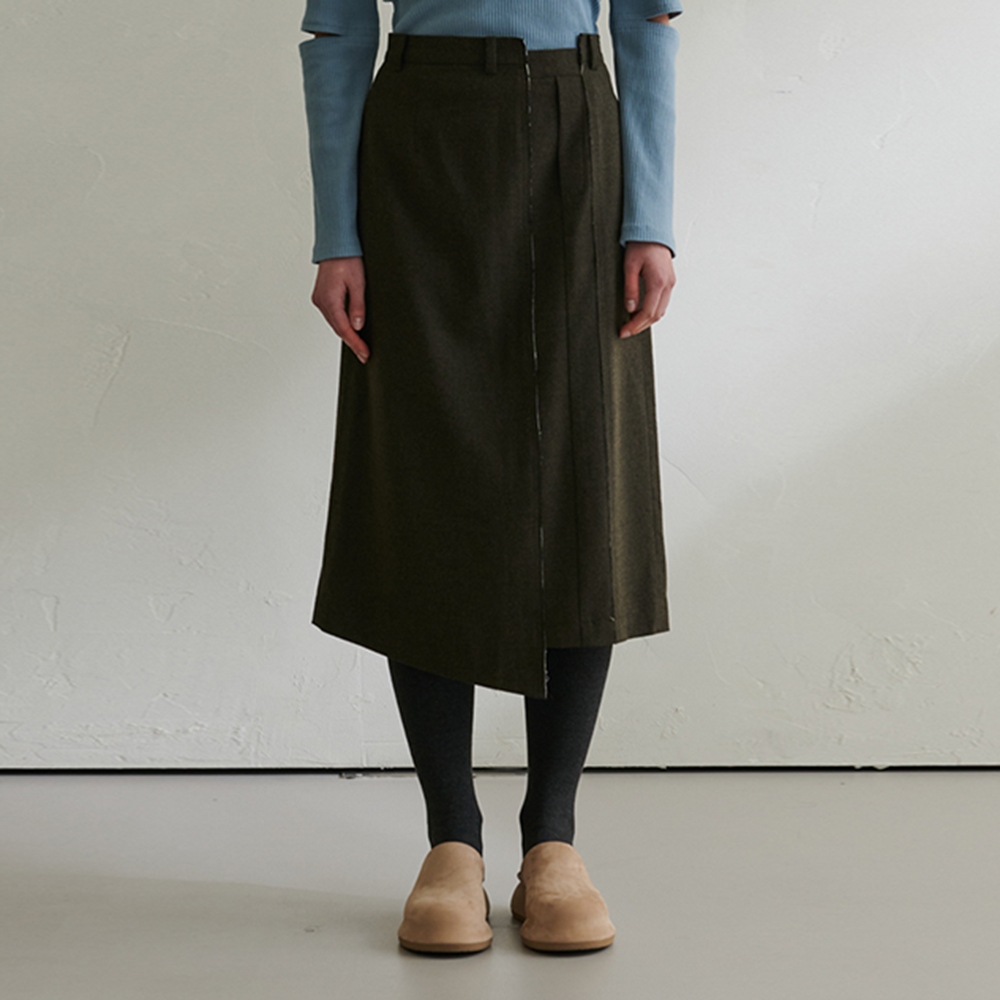 [오데스] Raw-cut midi skirt - Grey