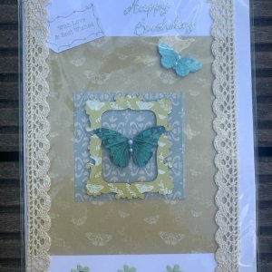 집에서 만든 나비 빈티지 생일 카드