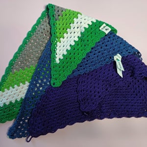 이등변삼각형 두건, 뜨개지우