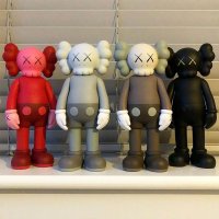 KAWS 카페 인테리어 장식 카우스 피규어 트레이 스탠드 거실