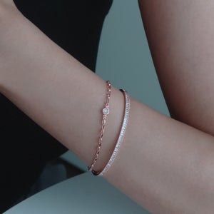 [925실버]뮤즈 테니스 원석 뱅글 팔찌, 펄바이준(pearl by june)