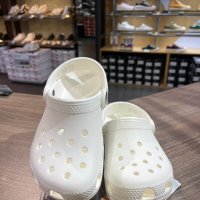 아동용 아쿠아 샌들 CROCS 클래식 크록스 CRS206990