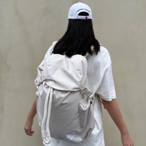 나이키 백팩 헤리티지 버킷백 배낭 크림 BA6150-104
