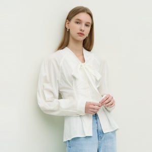 [어다울] Ribbon tie pintuck puff blouse - white