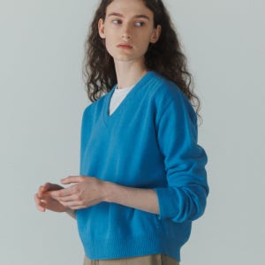 [유라고] Vanilla V-neck knit 1032155