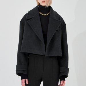 시스템 램스 울 블렌드 하이넥 스트랩 크롭 자켓