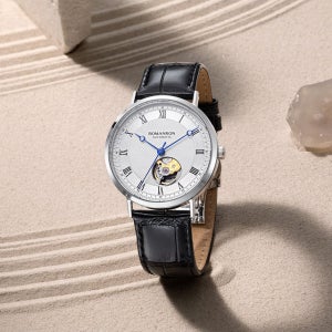 [로만손] [패키지포함]카이로스 클래식 오픈하트 블랙 가죽시계 RWTLRM2B2002WHBK0