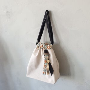 마실제이 린넨플라워 복조리백 천가방, 바이릴리