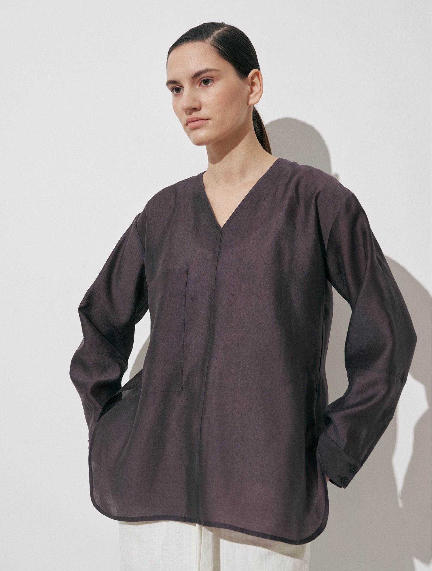 린전 rinjeon 09 SILKY V-NECK TOP