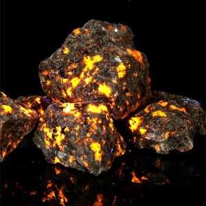 요퍼라이트 YOOPERLITE 천연 광석 운석 수정 빛나는돌 형광 불멍 유퍼라이트
