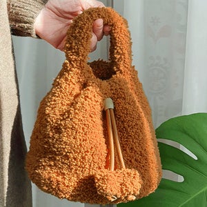 셜리 시어링 버킷백