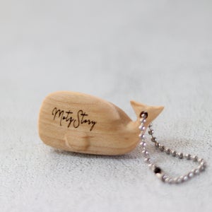 키링 USB (푸른 고래), 모츠스토리