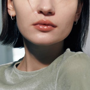 베흐트 Epais Anse Dew Earring