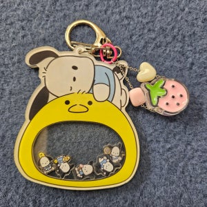 큰입딸기키링, 김정화(버블버블)