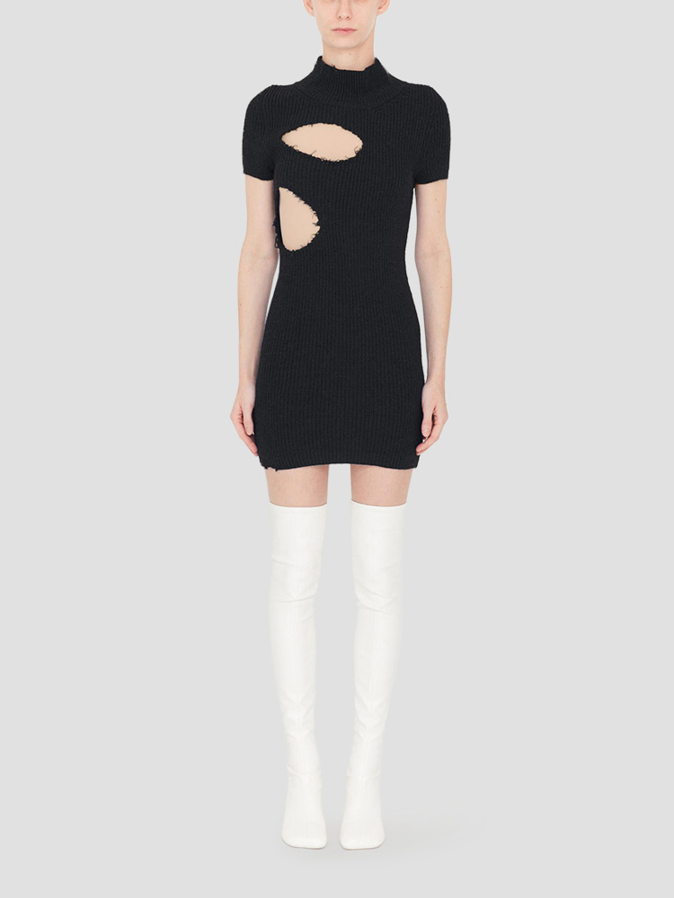 BLACK CUT OUT MINI DRESS MM6 블랙 컷 아웃 미니 드레스