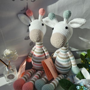 기린 애착인형, 핸드올리