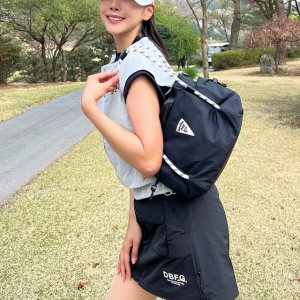 더블플래그 여성 여성 깃발 그래픽 라인 디테일 미니백 DWGF4E215BK
