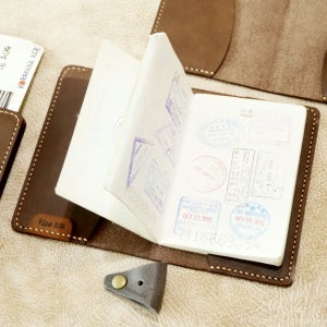 유목민의 가죽 여권지갑 케이스, 가죽하는유목민 노마딬