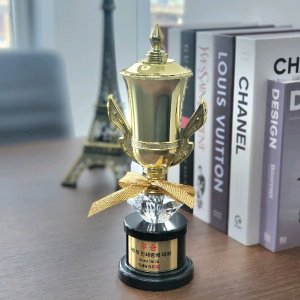 트로피 소량 제작 생활체육대회 축구 농구 음악회 테니스 배드민턴 연주회 - 제니
