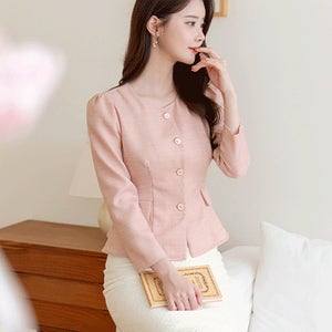 [하객룩/오피스룩]아벨리 트위드 핀턱 소매 페플럼 블라우스