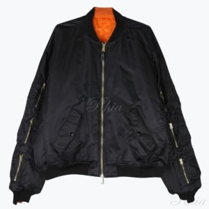 베트멍 알파인더스트리 에디션 리버시블 봄버 자켓 UE64JA220B 745988