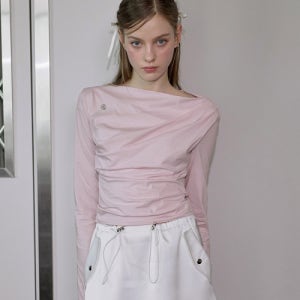 [로제프란츠] Drape Off Shoulder Long Sleeve [Pink] 5004441863