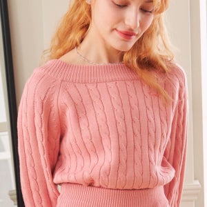 토바스 wool cable knit off the shoulder top