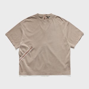 [언어펙티드] ZIP DETAIL T-SHIRT / BEIGE