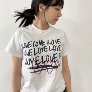 Love love love Short Short Sleeve T-Shirt