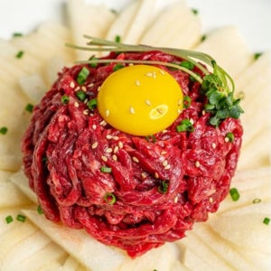 꼬~소한 투쁠 한우 육회