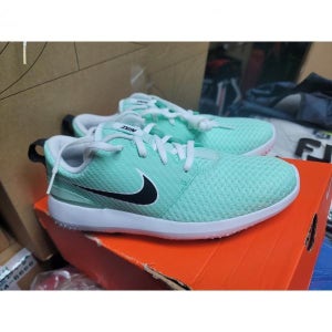 나이키 골프 화 여성용 메쉬 경량 봄여름 골프신발 스파이크리스 245 TA2614468