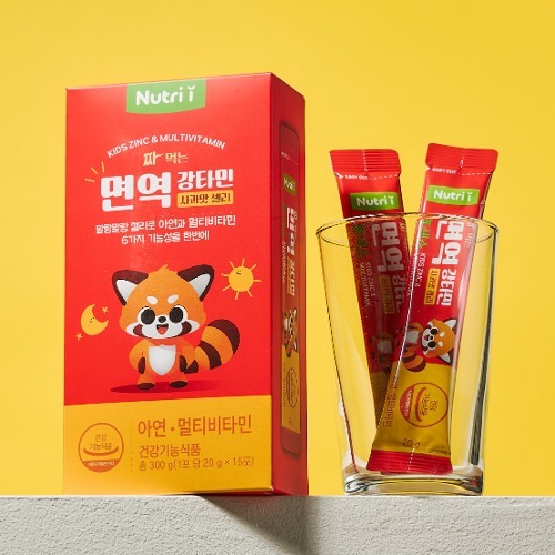 <b>뉴트리</b>아이 <b>면역</b>강타민 어린이 영양제 비타민B 아연 강황 커큐민 젤리 중박스 (15포)