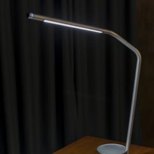 탱그램라이팅 탱그램라이팅 에이와 스틸그레이 데스크램프 책상 서재 스탠드 무드등