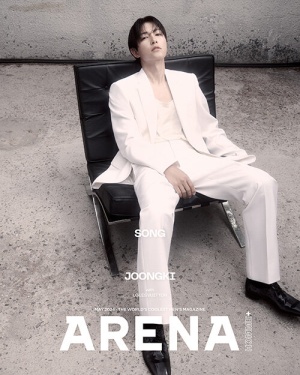 아레나 옴므 플러스 Arena Homme+ B형 2024.5 (표지 : 송중기)